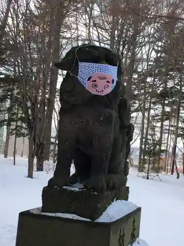 北広島市総鎮守　廣島神社の狛犬