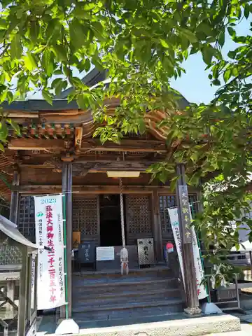 童学寺の本殿・本堂