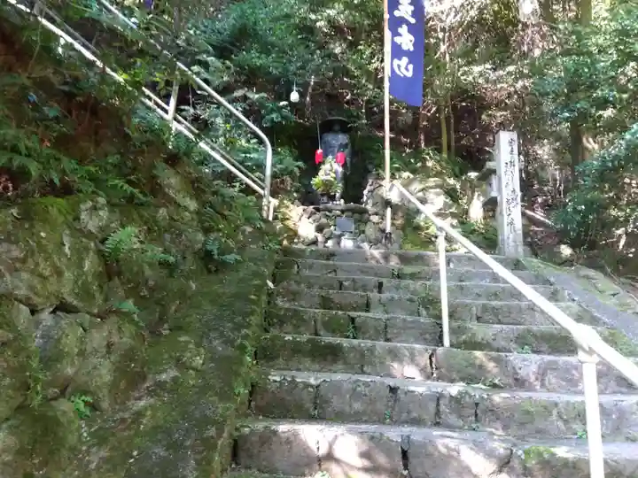 安養寺(立木観音)(滋賀県)