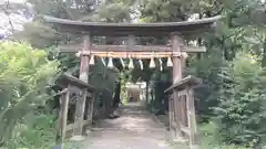 三ケ尻八幡神社の鳥居