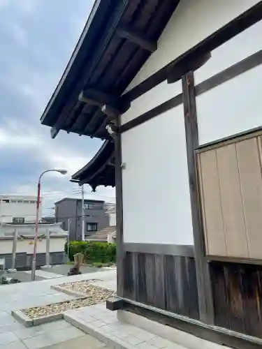 諏訪仮宮の{uncategorized: "未分類", other: "その他", undefined: "問題あり", building: "その他建物", grave: "お墓", sacred_gate: "鳥居", guardian: "狛犬", statue: "像", buddha: "仏像", history: "歴史", nature: "自然", garden: "庭園", animal: "動物", pagoda: "塔", temizu: "手水舎", mountain_gate: "山門・神門", sanctuary: "本殿・本堂", subordinate: "末社・摂社", art: "芸術", scenery: "景色", jizo: "地蔵", ema: "絵馬", goshuin: "御朱印", omikuji: "おみくじ", items: "授与品その他", amulet: "お守り", goshuincho: "御朱印帳", eats: "食事", festival: "お祭り", votive_dance: "神楽", shichigosan: "七五三参", wedding: "結婚式", experience: "体験その他", initially: "初詣", around: "周辺", anti_infection: "感染症対策"}