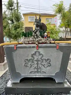 諏訪神社の{uncategorized: "未分類", other: "その他", undefined: "問題あり", building: "その他建物", grave: "お墓", sacred_gate: "鳥居", guardian: "狛犬", statue: "像", buddha: "仏像", history: "歴史", nature: "自然", garden: "庭園", animal: "動物", pagoda: "塔", temizu: "手水舎", mountain_gate: "山門・神門", sanctuary: "本殿・本堂", subordinate: "末社・摂社", art: "芸術", scenery: "景色", jizo: "地蔵", ema: "絵馬", goshuin: "御朱印", omikuji: "おみくじ", items: "授与品その他", amulet: "お守り", goshuincho: "御朱印帳", eats: "食事", festival: "お祭り", votive_dance: "神楽", shichigosan: "七五三参", wedding: "結婚式", experience: "体験その他", initially: "初詣", around: "周辺", anti_infection: "感染症対策"}