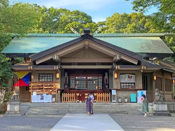 東郷神社の本殿・本堂