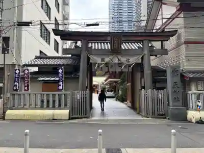 露天神社（お初天神）の{uncategorized: "未分類", other: "その他", undefined: "問題あり", building: "その他建物", grave: "お墓", sacred_gate: "鳥居", guardian: "狛犬", statue: "像", buddha: "仏像", history: "歴史", nature: "自然", garden: "庭園", animal: "動物", pagoda: "塔", temizu: "手水舎", mountain_gate: "山門・神門", sanctuary: "本殿・本堂", subordinate: "末社・摂社", art: "芸術", scenery: "景色", jizo: "地蔵", ema: "絵馬", goshuin: "御朱印", omikuji: "おみくじ", items: "授与品その他", amulet: "お守り", goshuincho: "御朱印帳", eats: "食事", festival: "お祭り", votive_dance: "神楽", shichigosan: "七五三参", wedding: "結婚式", experience: "体験その他", initially: "初詣", around: "周辺", anti_infection: "感染症対策"}