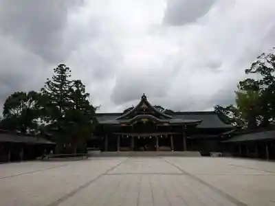 寒川神社の本殿・本堂