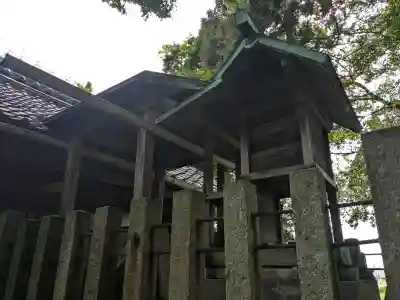 日吉社の{uncategorized: "未分類", other: "その他", undefined: "問題あり", building: "その他建物", grave: "お墓", sacred_gate: "鳥居", guardian: "狛犬", statue: "像", buddha: "仏像", history: "歴史", nature: "自然", garden: "庭園", animal: "動物", pagoda: "塔", temizu: "手水舎", mountain_gate: "山門・神門", sanctuary: "本殿・本堂", subordinate: "末社・摂社", art: "芸術", scenery: "景色", jizo: "地蔵", ema: "絵馬", goshuin: "御朱印", omikuji: "おみくじ", items: "授与品その他", amulet: "お守り", goshuincho: "御朱印帳", eats: "食事", festival: "お祭り", votive_dance: "神楽", shichigosan: "七五三参", wedding: "結婚式", experience: "体験その他", initially: "初詣", around: "周辺", anti_infection: "感染症対策"}