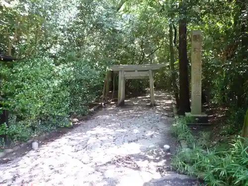 津八幡宮の鳥居