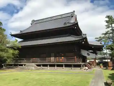 信濃國分寺の本殿・本堂
