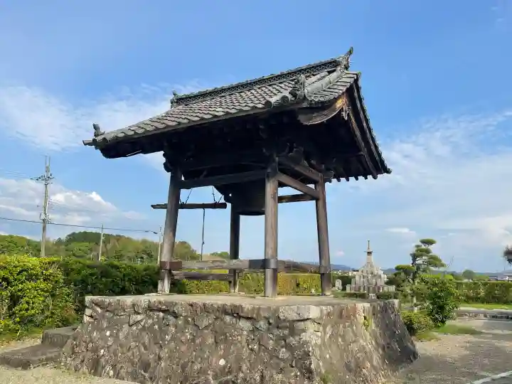 宗福寺の{uncategorized: "未分類", other: "その他", undefined: "問題あり", building: "その他建物", grave: "お墓", sacred_gate: "鳥居", guardian: "狛犬", statue: "像", buddha: "仏像", history: "歴史", nature: "自然", garden: "庭園", animal: "動物", pagoda: "塔", temizu: "手水舎", mountain_gate: "山門・神門", sanctuary: "本殿・本堂", subordinate: "末社・摂社", art: "芸術", scenery: "景色", jizo: "地蔵", ema: "絵馬", goshuin: "御朱印", omikuji: "おみくじ", items: "授与品その他", amulet: "お守り", goshuincho: "御朱印帳", eats: "食事", festival: "お祭り", votive_dance: "神楽", shichigosan: "七五三参", wedding: "結婚式", experience: "体験その他", initially: "初詣", around: "周辺", anti_infection: "感染症対策"}