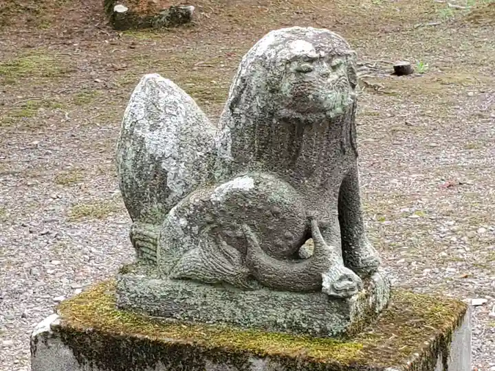 雨紛神社の狛犬