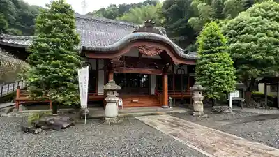 東林寺の本殿・本堂