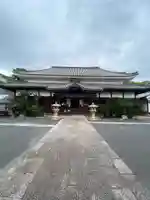 國前寺の本殿・本堂
