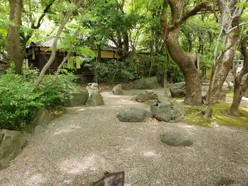 湊川神社の庭園