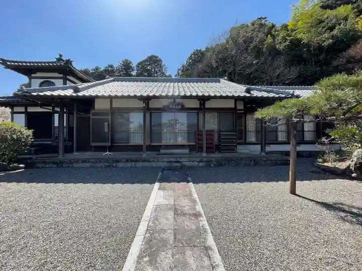 慈眼院の本殿・本堂