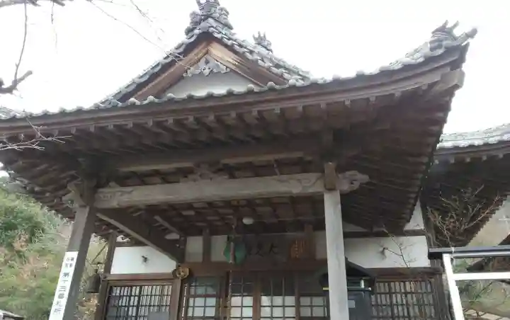 妙音寺の本殿・本堂