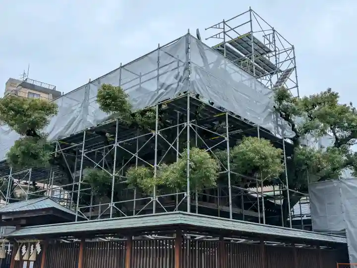 今宮戎神社の{uncategorized: "未分類", other: "その他", undefined: "問題あり", building: "その他建物", grave: "お墓", sacred_gate: "鳥居", guardian: "狛犬", statue: "像", buddha: "仏像", history: "歴史", nature: "自然", garden: "庭園", animal: "動物", pagoda: "塔", temizu: "手水舎", mountain_gate: "山門・神門", sanctuary: "本殿・本堂", subordinate: "末社・摂社", art: "芸術", scenery: "景色", jizo: "地蔵", ema: "絵馬", goshuin: "御朱印", omikuji: "おみくじ", items: "授与品その他", amulet: "お守り", goshuincho: "御朱印帳", eats: "食事", festival: "お祭り", votive_dance: "神楽", shichigosan: "七五三参", wedding: "結婚式", experience: "体験その他", initially: "初詣", around: "周辺", anti_infection: "感染症対策"}