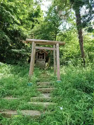 御嶽稲荷神社の鳥居