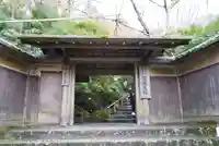 光明寺瑠璃光院の山門・神門