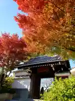 神足寺の山門・神門