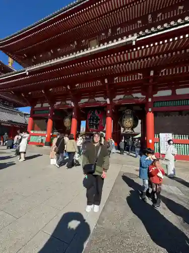浅草神社の{uncategorized: "未分類", other: "その他", undefined: "問題あり", building: "その他建物", grave: "お墓", sacred_gate: "鳥居", guardian: "狛犬", statue: "像", buddha: "仏像", history: "歴史", nature: "自然", garden: "庭園", animal: "動物", pagoda: "塔", temizu: "手水舎", mountain_gate: "山門・神門", sanctuary: "本殿・本堂", subordinate: "末社・摂社", art: "芸術", scenery: "景色", jizo: "地蔵", ema: "絵馬", goshuin: "御朱印", omikuji: "おみくじ", items: "授与品その他", amulet: "お守り", goshuincho: "御朱印帳", eats: "食事", festival: "お祭り", votive_dance: "神楽", shichigosan: "七五三参", wedding: "結婚式", experience: "体験その他", initially: "初詣", around: "周辺", anti_infection: "感染症対策"}
