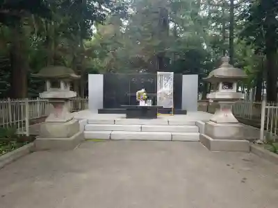 箭弓稲荷神社の{uncategorized: "未分類", other: "その他", undefined: "問題あり", building: "その他建物", grave: "お墓", sacred_gate: "鳥居", guardian: "狛犬", statue: "像", buddha: "仏像", history: "歴史", nature: "自然", garden: "庭園", animal: "動物", pagoda: "塔", temizu: "手水舎", mountain_gate: "山門・神門", sanctuary: "本殿・本堂", subordinate: "末社・摂社", art: "芸術", scenery: "景色", jizo: "地蔵", ema: "絵馬", goshuin: "御朱印", omikuji: "おみくじ", items: "授与品その他", amulet: "お守り", goshuincho: "御朱印帳", eats: "食事", festival: "お祭り", votive_dance: "神楽", shichigosan: "七五三参", wedding: "結婚式", experience: "体験その他", initially: "初詣", around: "周辺", anti_infection: "感染症対策"}
