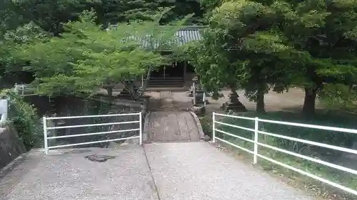 引瀬神社の建物その他