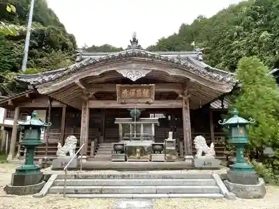 竜昌寺の本殿・本堂