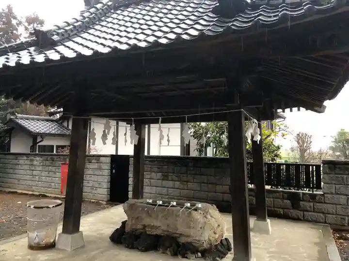 瓺𦼆神社の手水舎