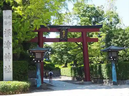 根津神社の鳥居