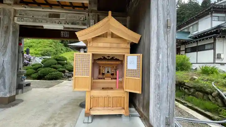 銀山 薬師寺 / GINZAN YAKUSHIJI(山形県)