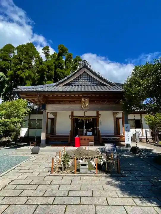 阿蘇白水龍神權現~白蛇神社~の本殿・本堂