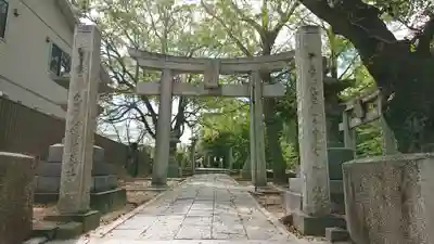 鳥飼八幡宮の鳥居