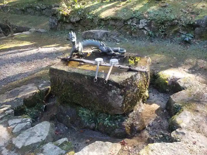 金剛輪寺の手水舎