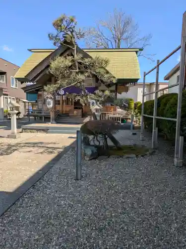 亀田龍神社の{uncategorized: "未分類", other: "その他", undefined: "問題あり", building: "その他建物", grave: "お墓", sacred_gate: "鳥居", guardian: "狛犬", statue: "像", buddha: "仏像", history: "歴史", nature: "自然", garden: "庭園", animal: "動物", pagoda: "塔", temizu: "手水舎", mountain_gate: "山門・神門", sanctuary: "本殿・本堂", subordinate: "末社・摂社", art: "芸術", scenery: "景色", jizo: "地蔵", ema: "絵馬", goshuin: "御朱印", omikuji: "おみくじ", items: "授与品その他", amulet: "お守り", goshuincho: "御朱印帳", eats: "食事", festival: "お祭り", votive_dance: "神楽", shichigosan: "七五三参", wedding: "結婚式", experience: "体験その他", initially: "初詣", around: "周辺", anti_infection: "感染症対策"}