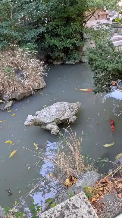 九帝王宮 萱野神社(滋賀県)