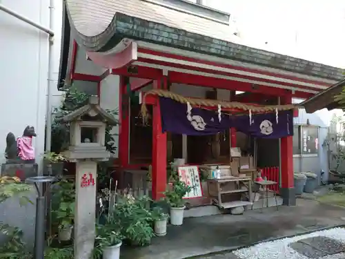 讃岐小白稲荷神社の本殿・本堂