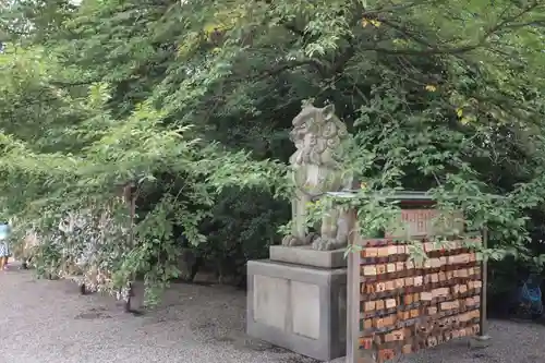 寒川神社の狛犬