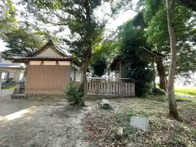 宇気比神社の{uncategorized: "未分類", other: "その他", undefined: "問題あり", building: "その他建物", grave: "お墓", sacred_gate: "鳥居", guardian: "狛犬", statue: "像", buddha: "仏像", history: "歴史", nature: "自然", garden: "庭園", animal: "動物", pagoda: "塔", temizu: "手水舎", mountain_gate: "山門・神門", sanctuary: "本殿・本堂", subordinate: "末社・摂社", art: "芸術", scenery: "景色", jizo: "地蔵", ema: "絵馬", goshuin: "御朱印", omikuji: "おみくじ", items: "授与品その他", amulet: "お守り", goshuincho: "御朱印帳", eats: "食事", festival: "お祭り", votive_dance: "神楽", shichigosan: "七五三参", wedding: "結婚式", experience: "体験その他", initially: "初詣", around: "周辺", anti_infection: "感染症対策"}