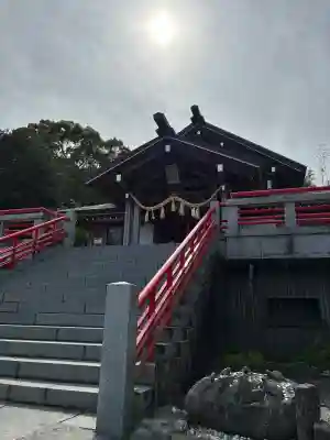 神祇大社の{uncategorized: "未分類", other: "その他", undefined: "問題あり", building: "その他建物", grave: "お墓", sacred_gate: "鳥居", guardian: "狛犬", statue: "像", buddha: "仏像", history: "歴史", nature: "自然", garden: "庭園", animal: "動物", pagoda: "塔", temizu: "手水舎", mountain_gate: "山門・神門", sanctuary: "本殿・本堂", subordinate: "末社・摂社", art: "芸術", scenery: "景色", jizo: "地蔵", ema: "絵馬", goshuin: "御朱印", omikuji: "おみくじ", items: "授与品その他", amulet: "お守り", goshuincho: "御朱印帳", eats: "食事", festival: "お祭り", votive_dance: "神楽", shichigosan: "七五三参", wedding: "結婚式", experience: "体験その他", initially: "初詣", around: "周辺", anti_infection: "感染症対策"}