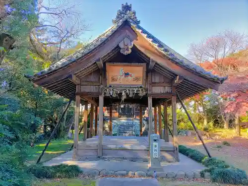 八劔社（萩原町戸苅）の本殿・本堂