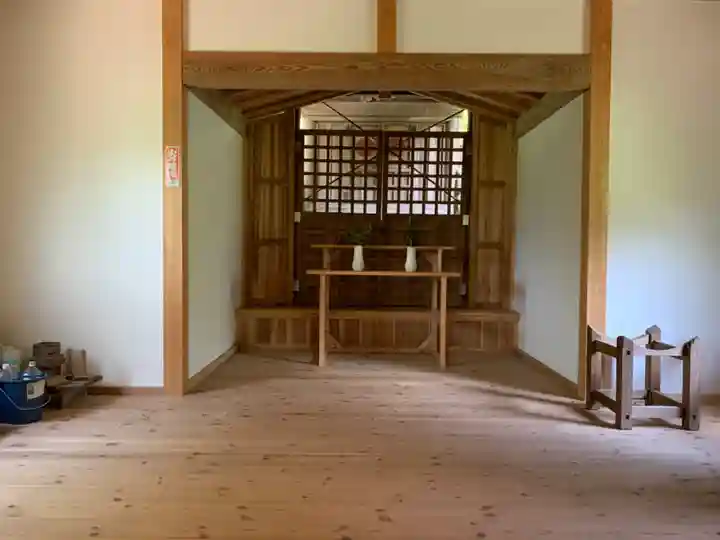 熊野神社の本殿・本堂