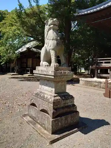 有玉神社の狛犬