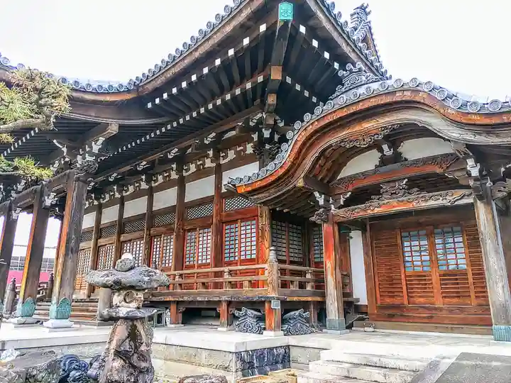玉泉寺の本殿・本堂