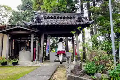 城山稲荷の手水舎