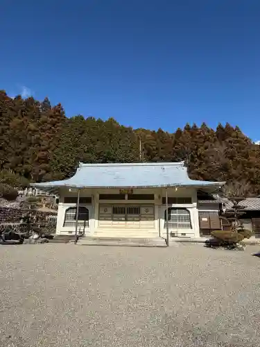 汲泉寺の{uncategorized: "未分類", other: "その他", undefined: "問題あり", building: "その他建物", grave: "お墓", sacred_gate: "鳥居", guardian: "狛犬", statue: "像", buddha: "仏像", history: "歴史", nature: "自然", garden: "庭園", animal: "動物", pagoda: "塔", temizu: "手水舎", mountain_gate: "山門・神門", sanctuary: "本殿・本堂", subordinate: "末社・摂社", art: "芸術", scenery: "景色", jizo: "地蔵", ema: "絵馬", goshuin: "御朱印", omikuji: "おみくじ", items: "授与品その他", amulet: "お守り", goshuincho: "御朱印帳", eats: "食事", festival: "お祭り", votive_dance: "神楽", shichigosan: "七五三参", wedding: "結婚式", experience: "体験その他", initially: "初詣", around: "周辺", anti_infection: "感染症対策"}