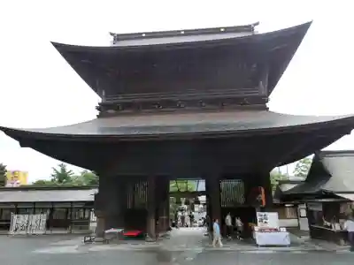 阿蘇神社の山門・神門