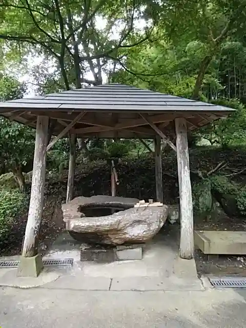 上合寺の手水舎