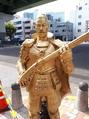 金刀比羅神社の像