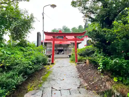 奥富士出雲神社の鳥居