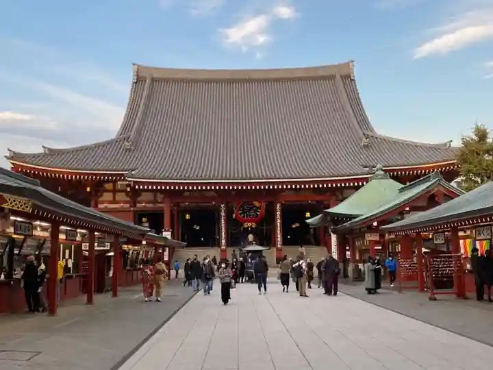 浅草寺の本殿・本堂